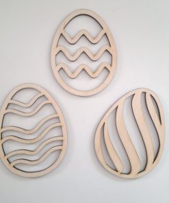 Lot de 3 oeufs en bois avec dessin